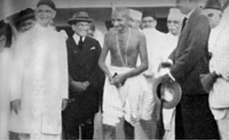 Gandhi with South African delegation