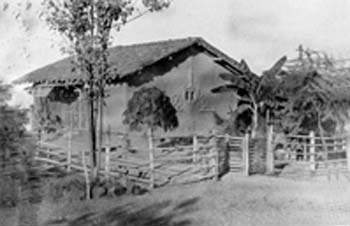 Gandhi's hut at Segaon, 1936