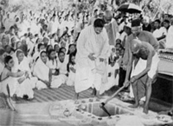 Foundation laying ceremony of Andrews Memorial Hospital, Shantinikatan, December 19, 1945